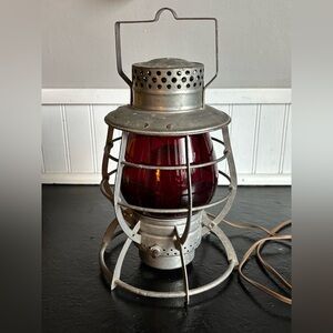 VINTAGE DIETZ No. 39 STEEL CLAD NYC RAILROAD LANTERN LAMP